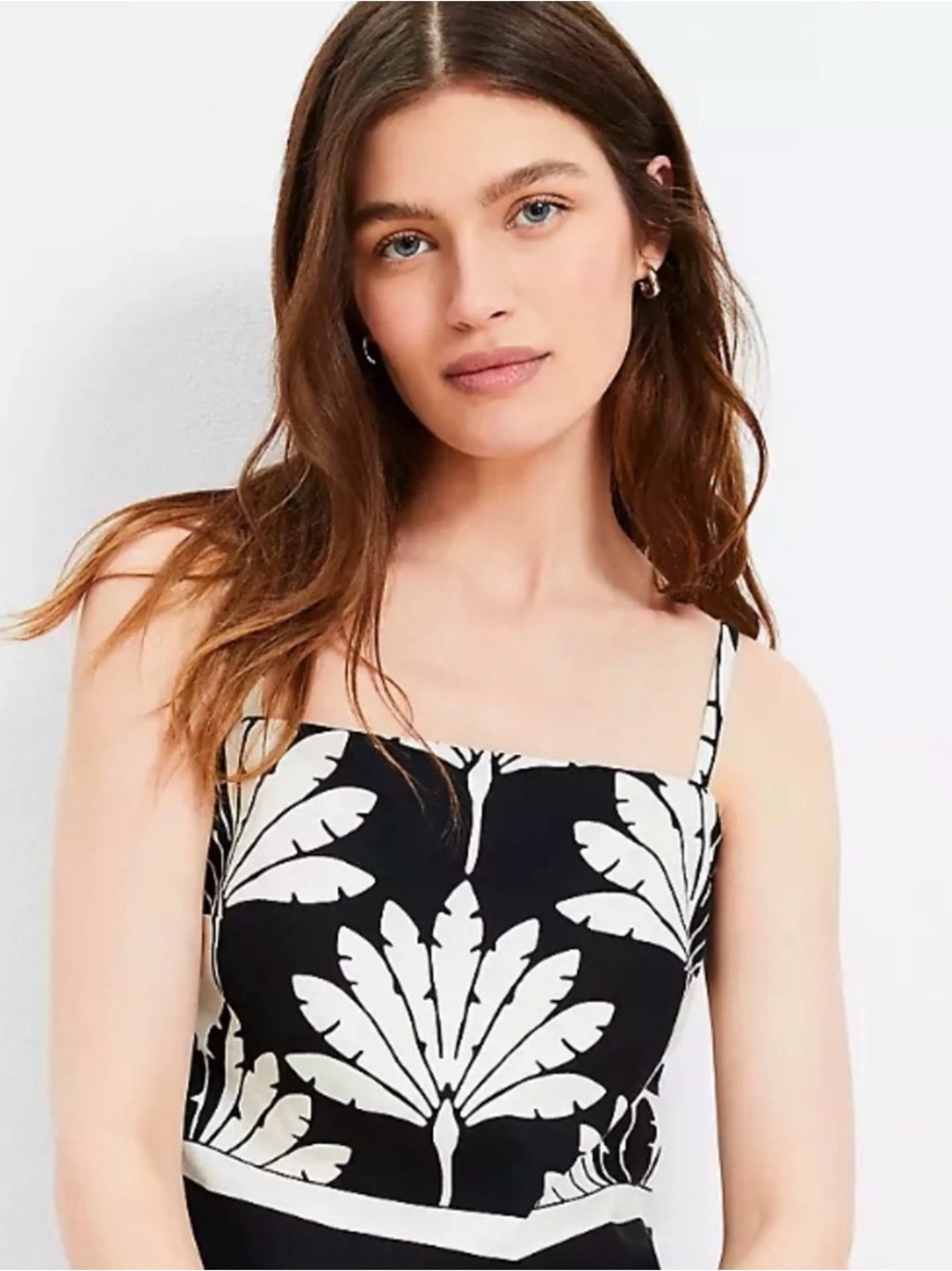 Loft Palm Linen Blend Cami Top - Picture 9 of 10